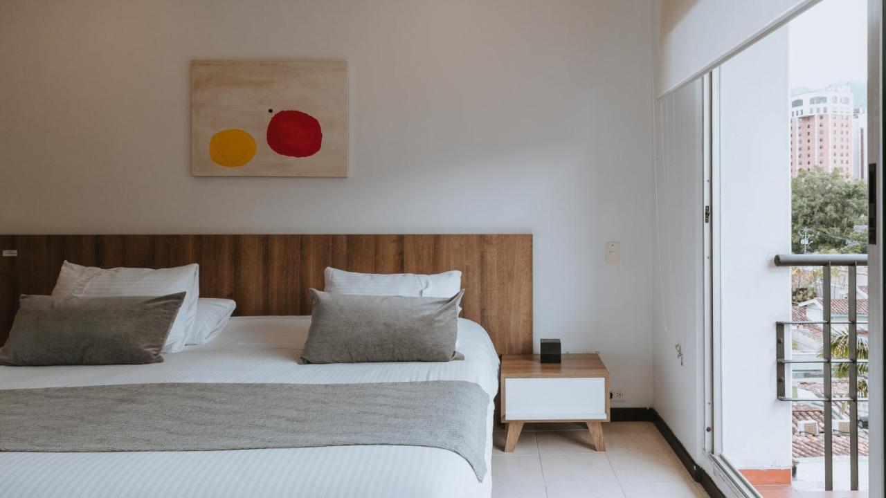 Travelers Orange Hotel
