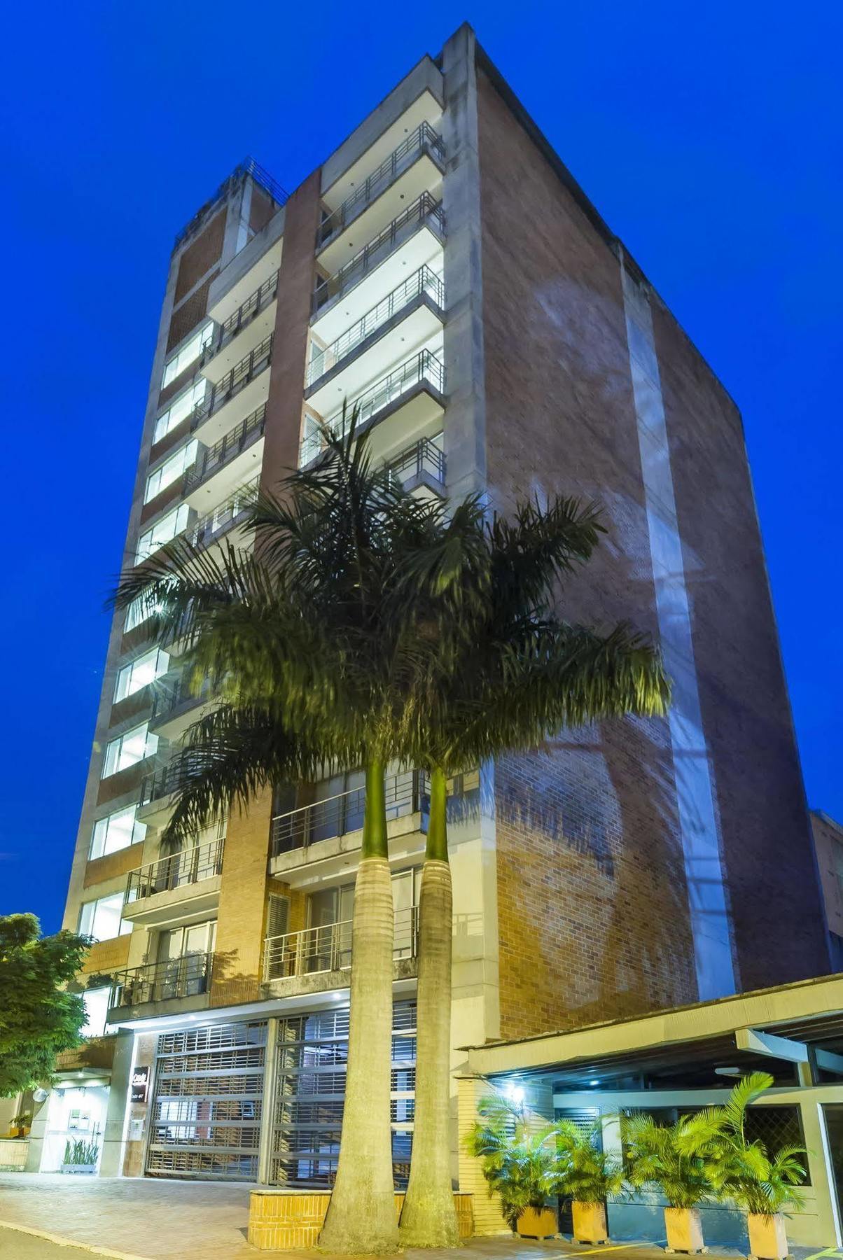Travelers Orange 4* Medellin